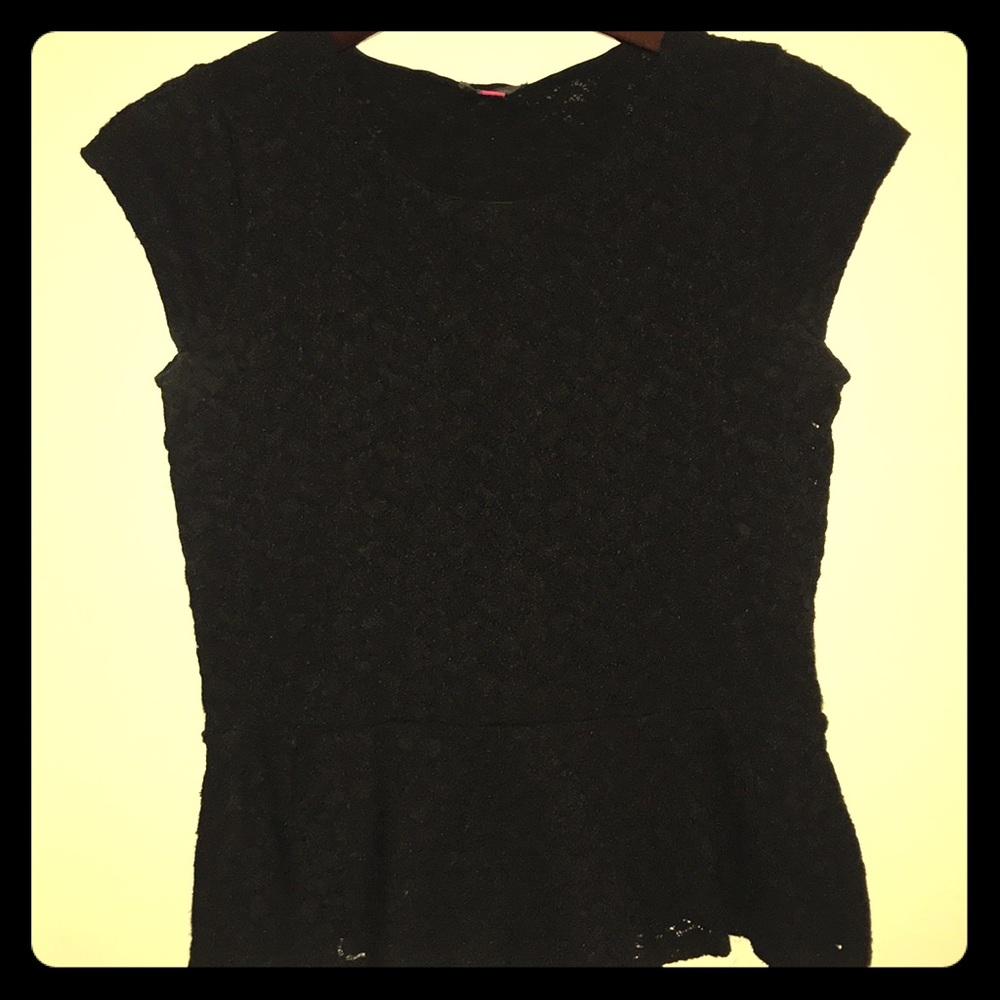 Vince Camuto Black Lace Peplum Top (Small)